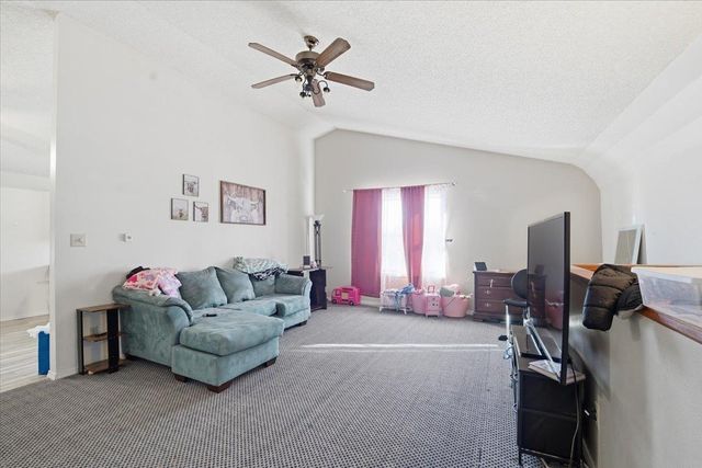 101 S Washington Street, Dunkerton, IA 50626