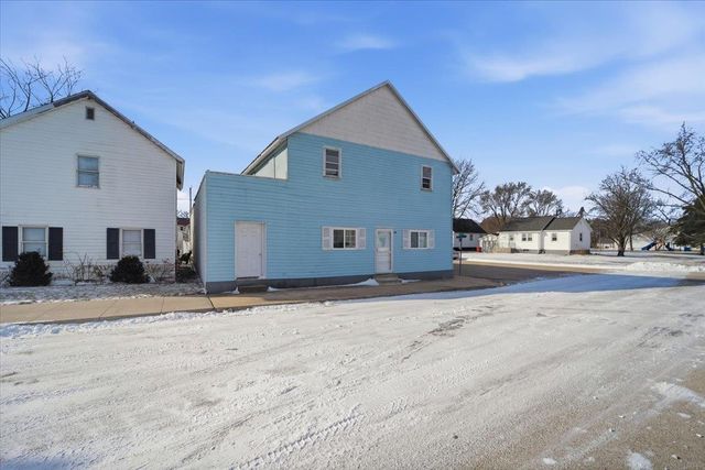 101 S Washington Street, Dunkerton, IA 50626