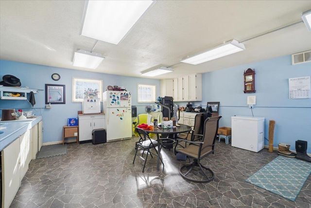 101 S Washington Street, Dunkerton, IA 50626