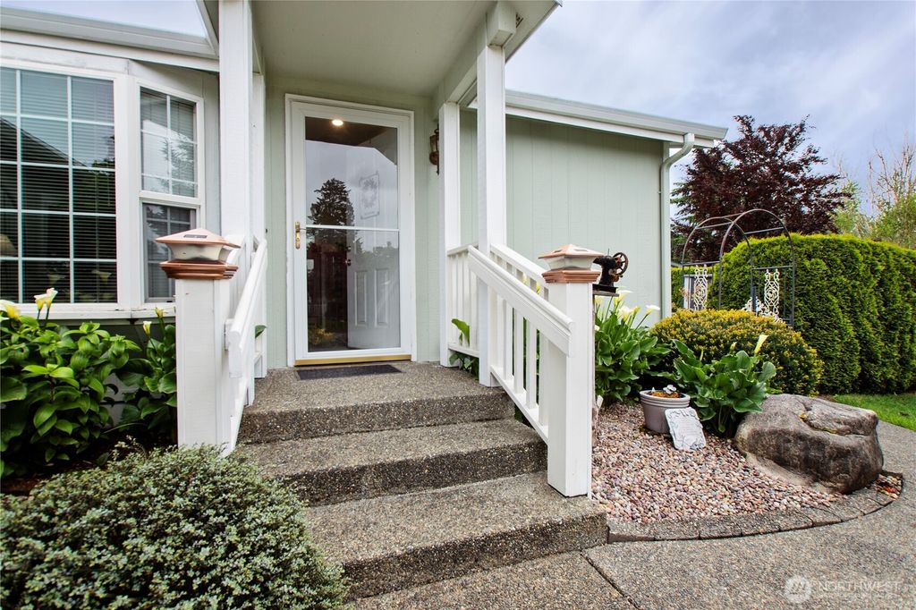 1924 Sorrel Lane SE, Lacey, WA 98503