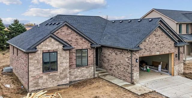 45550 Gable Drive, Macomb Twp, MI 48044
