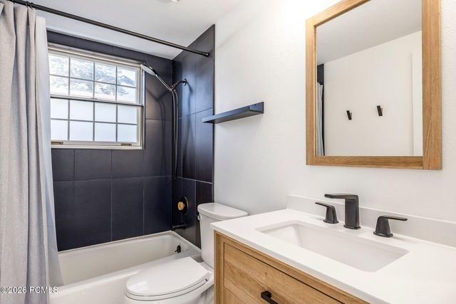 874 Schneitter Circle Apt 5, Midway, UT 84049