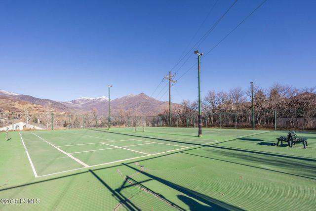 874 Schneitter Circle Apt 5, Midway, UT 84049