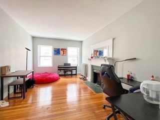 1307 Commonwealth Ave 7, Boston, MA 02134