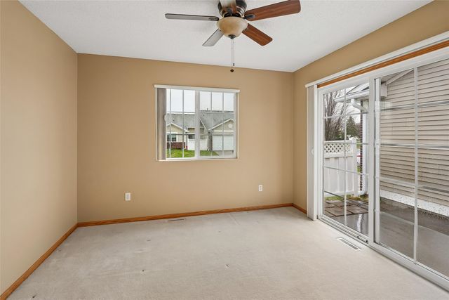 9508 Ironwood Lane, Johnston, IA 50131