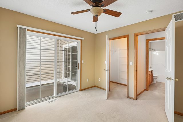 9508 Ironwood Lane, Johnston, IA 50131