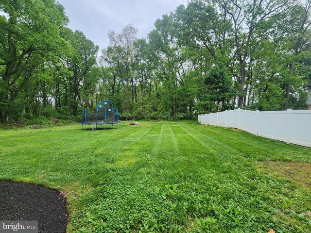 707 BELMONT, Mechanicsburg, PA 17055