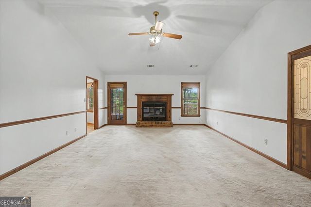 382 Indian Lake Court, Hiram, GA 30141