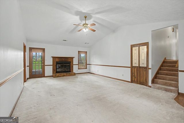 382 Indian Lake Court, Hiram, GA 30141