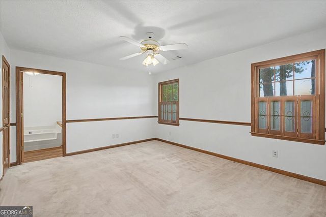 382 Indian Lake Court, Hiram, GA 30141
