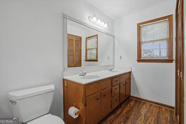 382 Indian Lake Court, Hiram, GA 30141