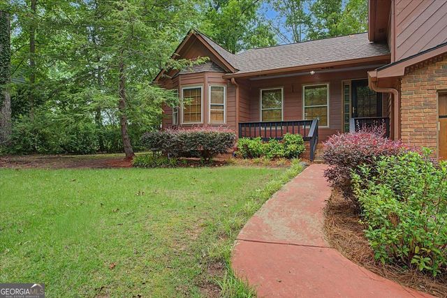382 Indian Lake Court, Hiram, GA 30141