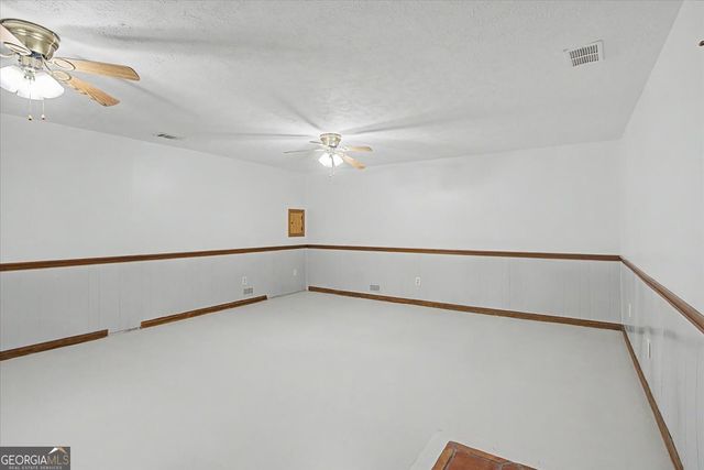 382 Indian Lake Court, Hiram, GA 30141