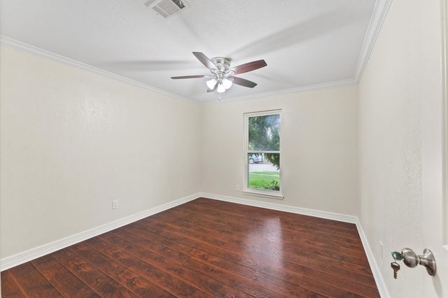 6130 Briar Terrace Drive, Houston, TX 77072