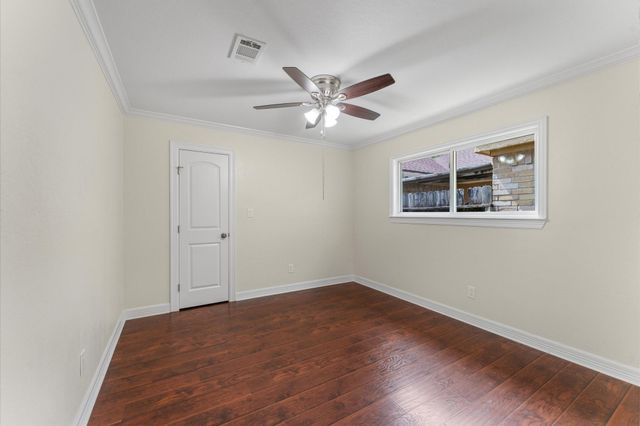 6130 Briar Terrace Drive, Houston, TX 77072