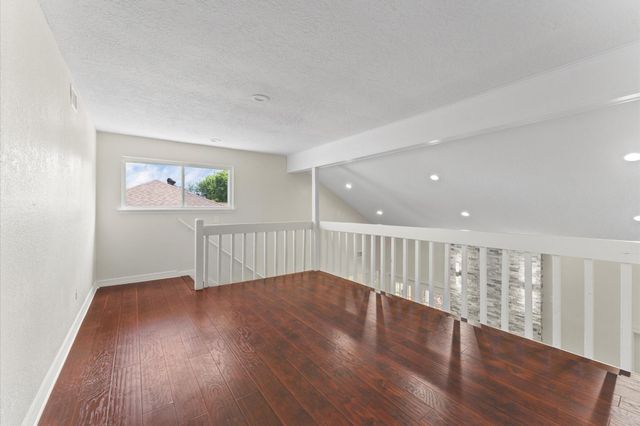 6130 Briar Terrace Drive, Houston, TX 77072