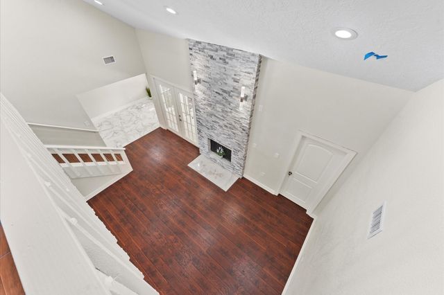 6130 Briar Terrace Drive, Houston, TX 77072