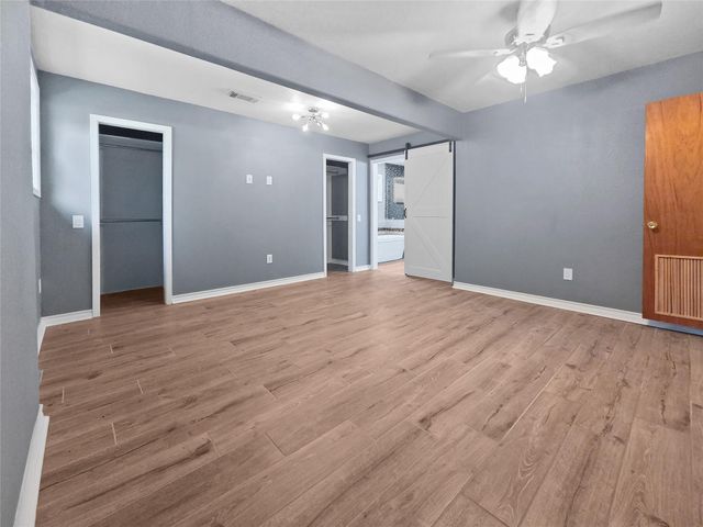 6402 Gaffney Drive, Jones Creek, TX 77541