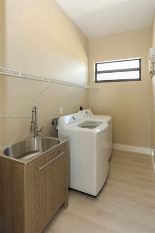 120 SW 35 Ave A2, Miami, FL 33135