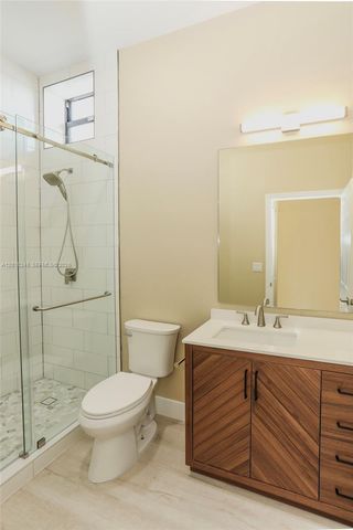 120 SW 35 Ave A2, Miami, FL 33135