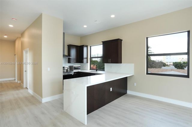120 SW 35 Ave A2, Miami, FL 33135