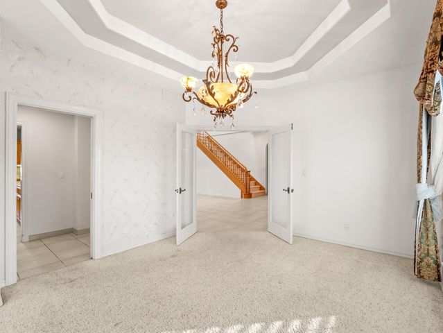 203 W Bluff Avenue, Fresno, CA 93711