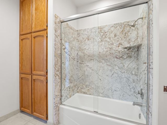 203 W Bluff Avenue, Fresno, CA 93711