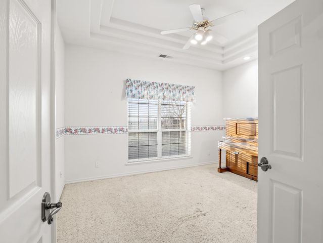 203 W Bluff Avenue, Fresno, CA 93711