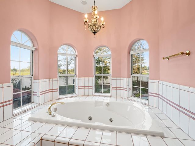 203 W Bluff Avenue, Fresno, CA 93711