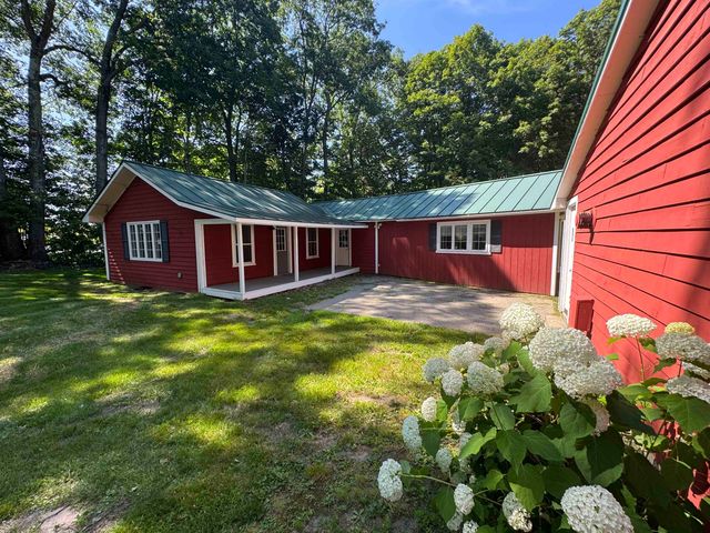 329 Dame Hill Road, Orford, NH 03777