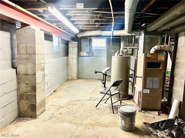 1810 E 86th Street, Cleveland, OH 44106