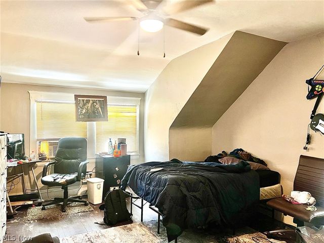 1810 E 86th Street, Cleveland, OH 44106