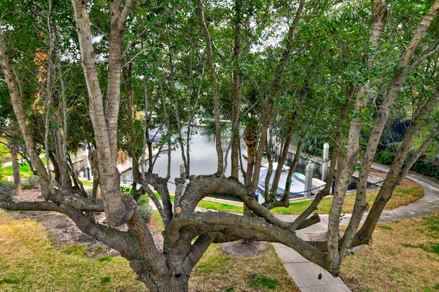 9 Transom Court, Charleston, SC 29407