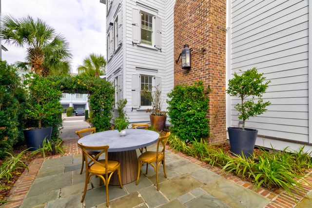 9 Transom Court, Charleston, SC 29407
