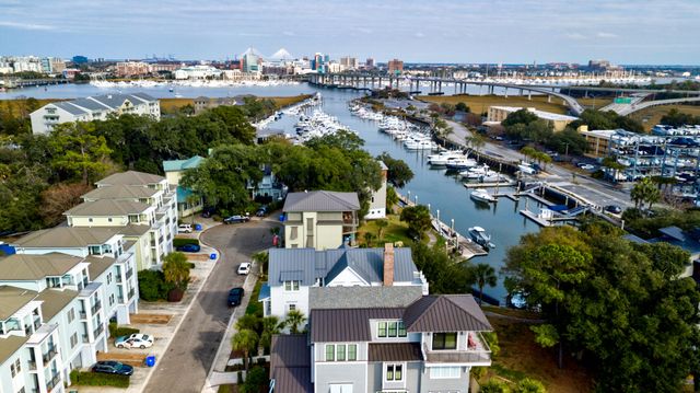 9 Transom Court, Charleston, SC 29407