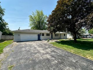 440 Saint Aubin Circle, Manteno, IL 60950