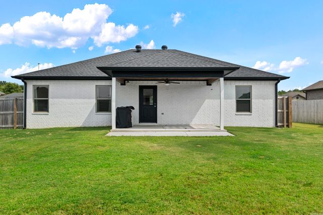 21 Winchester Drive, Ward, AR 72176