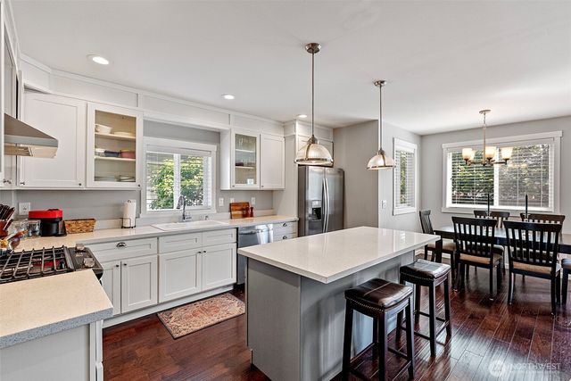 1225 N Anderson Street, Tacoma, WA 98406