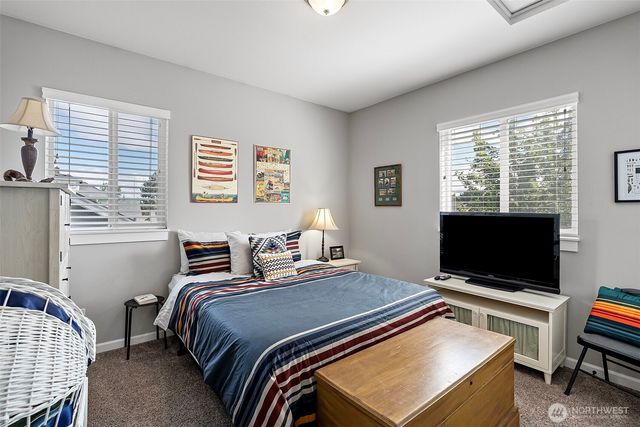 1225 N Anderson Street, Tacoma, WA 98406