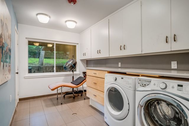 921 NW 9th Street, Grand Prairie, TX 75050