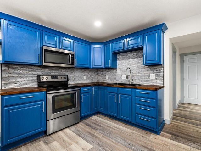 315 E Routt Ave, Pueblo, CO 81007