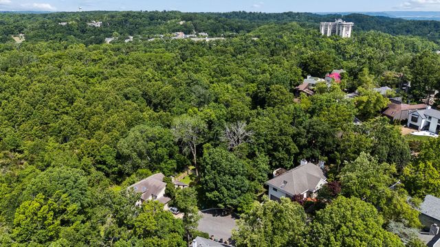 804 Harpeth Trace Pl, Nashville, TN 37221