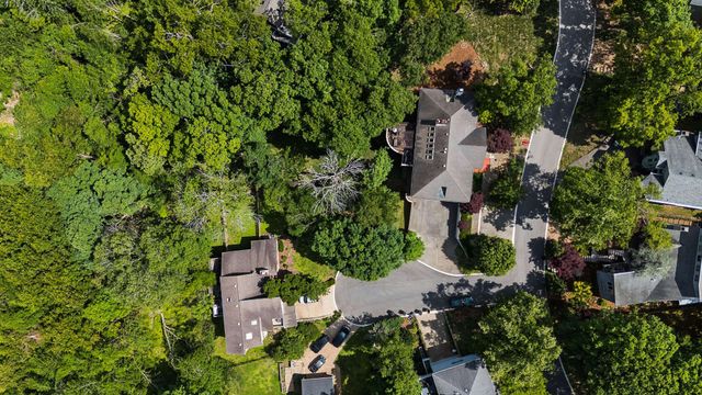804 Harpeth Trace Pl, Nashville, TN 37221