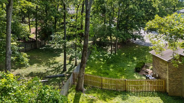 804 Harpeth Trace Pl, Nashville, TN 37221