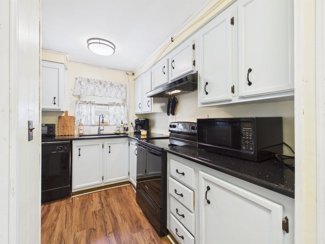 25 Finch Street, Keene, NH 03431