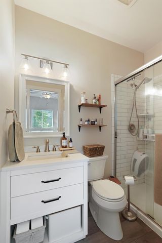 595 E Augusta St, Woodbridge, CA 95258