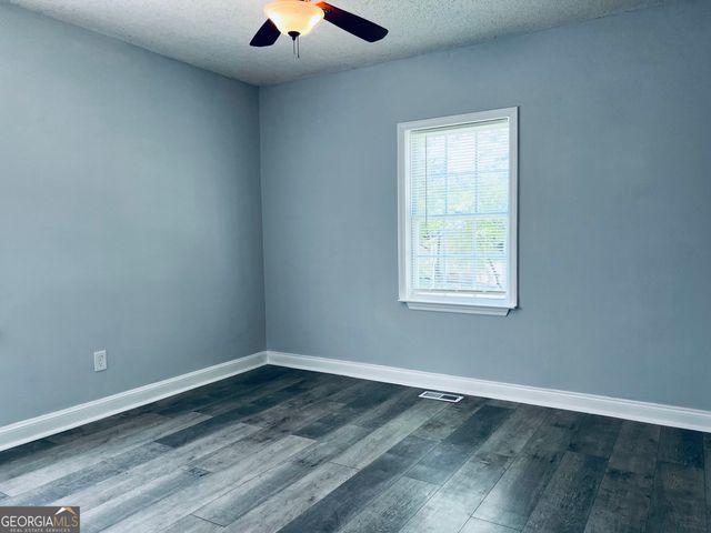 2423 Flannery Street SE, Rome, GA 30161