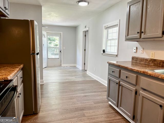 2423 Flannery Street SE, Rome, GA 30161