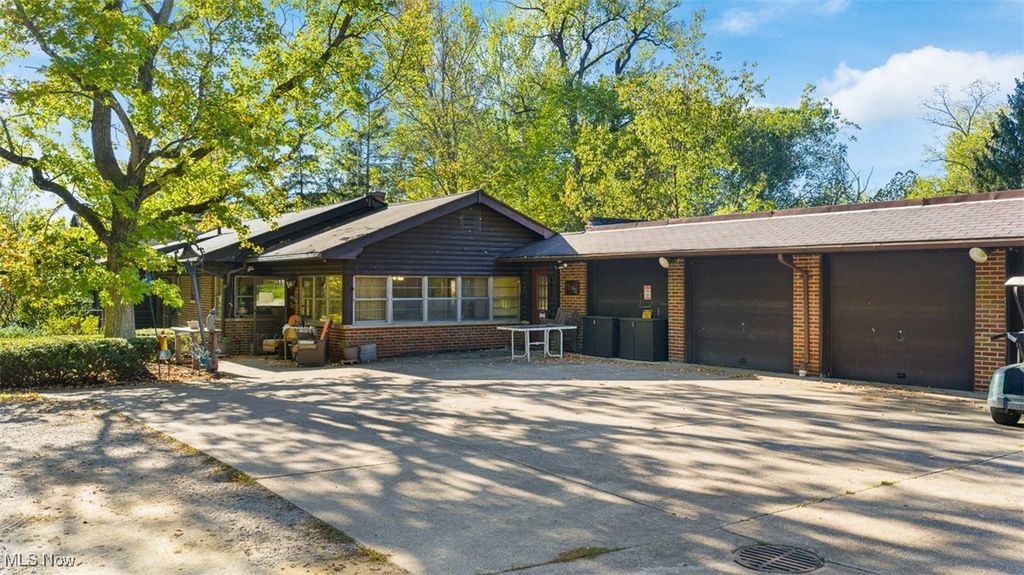 19345 Ridge Road, North Royalton, OH 44133