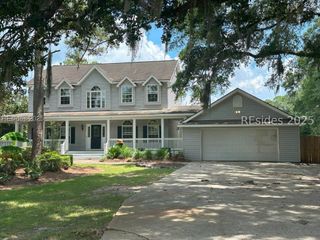4 Deep Lagoon Ct, Bluffton, SC 29910